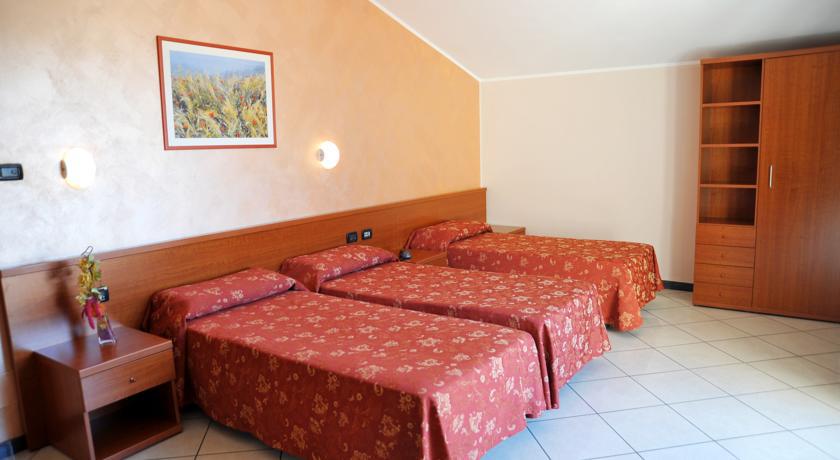 Hotel Stazione Livorno Habitación foto